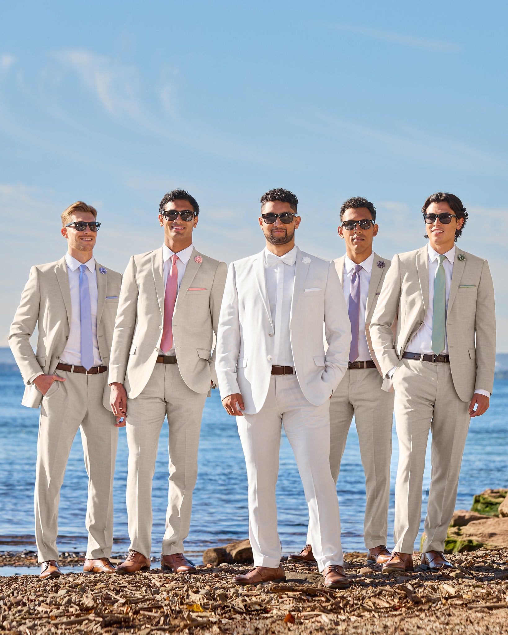 Beach Wedding Attire: How to Find the Perfect Outfit for a Seaside Ceremony