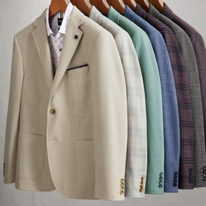Mastering the Art of Efficient Travel: How to Pack Your Blazer in 5 Easy Steps