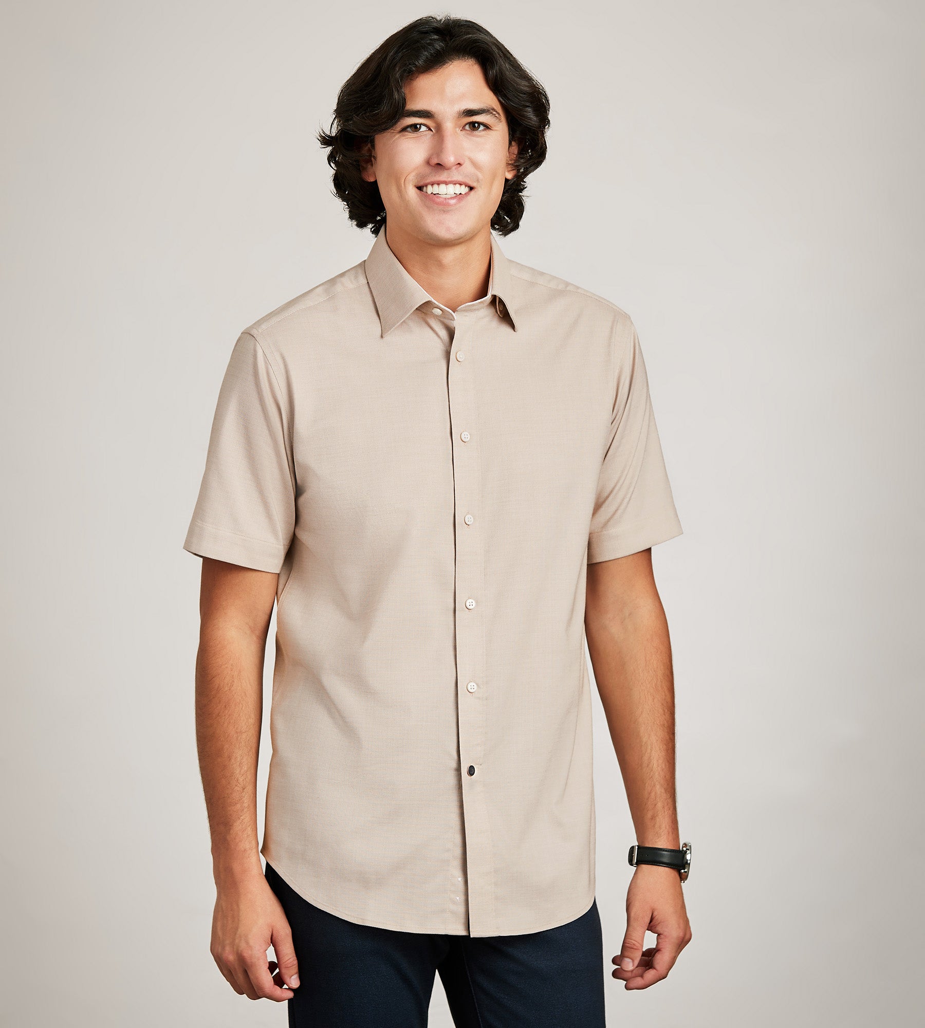 トップス Avery button tops beige Modern Fit Short Sleeve Soft Touch Stretch Linen Like Casual Shirt